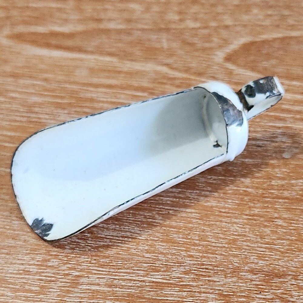 Vintage 1950's White Enamelware scoop